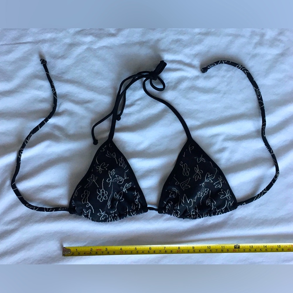 90’s black/white string bikini top